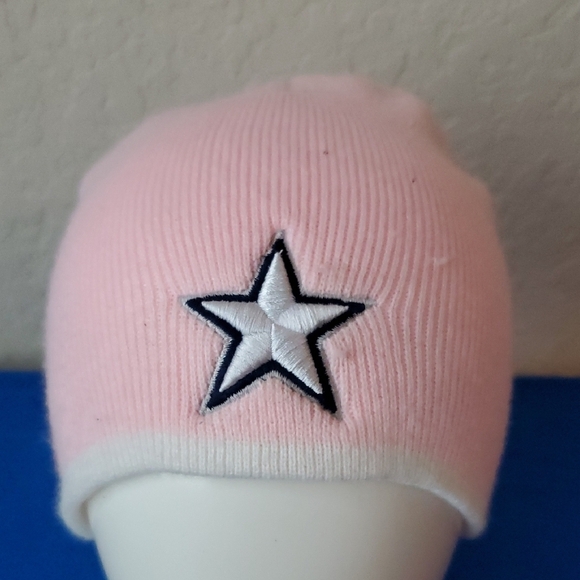4/$20 Pink Dallas Cowboys Star Logo Kids Beanie - Picture 2 of 8
